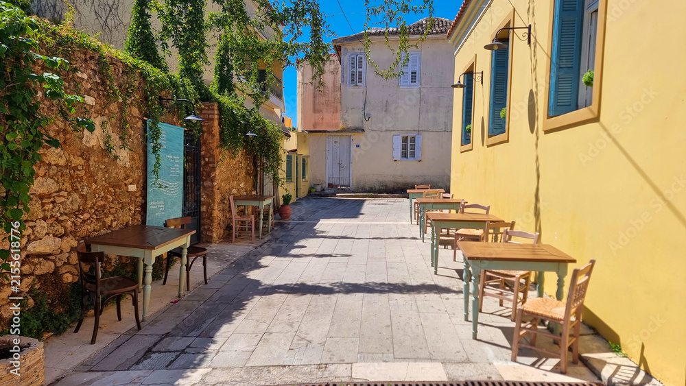 Obraz premium preveza alleys in the city colors of summer season greece