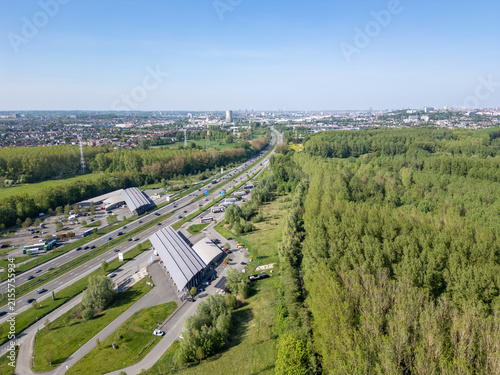 Foto E19 Brussels - Mons, Ruisbroek, Sint-Pieters-Leeuw, Vlaams Brabant, Belgium, 27t