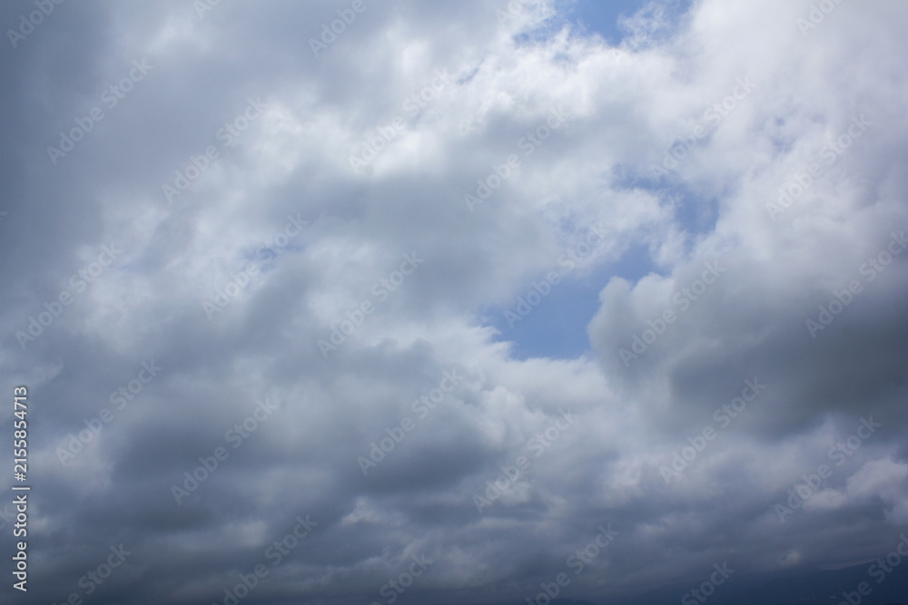 Obraz premium It is a blue sky with clouds.