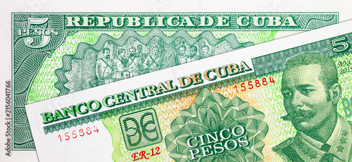 Foto 5 Pesos, Cuba with Conference between A