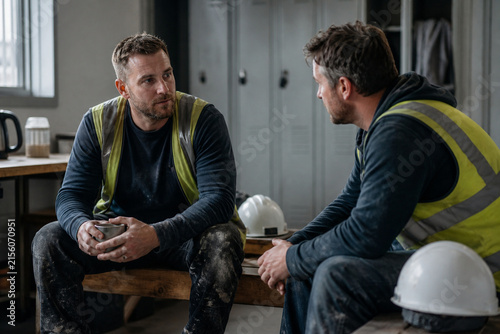 Construction workers having a supportive mental health conversation