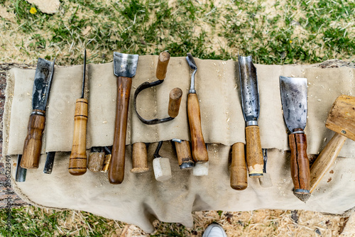 Cuadro en lienzo tools for wood processing and artistic cutting, chisels and chisels