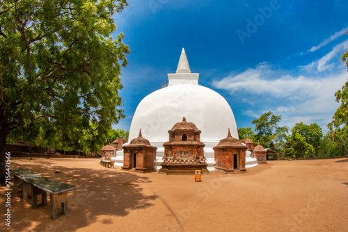 Fotografie Historic Ancient Buddhist Dagoba Kiri Vehera Stupa in the Ancient City of Polonn