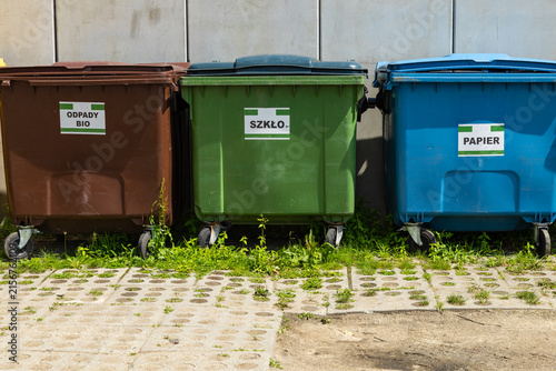 Konstfotografi Color-coded waste sorting bins