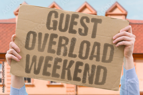 Konstfotografi "Guest Overload Weekend" Couch surfers invade, bathroom line forms