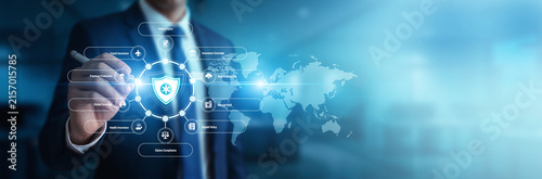 Canvastavla Risk assessor evaluating actuarial algorithms pointing toward InsurTech applications running on the global network architecture