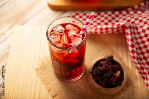 Obraz na plátně Hibiscus cooler