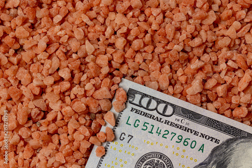 фотографія Potash potassium fertilizer and cash money