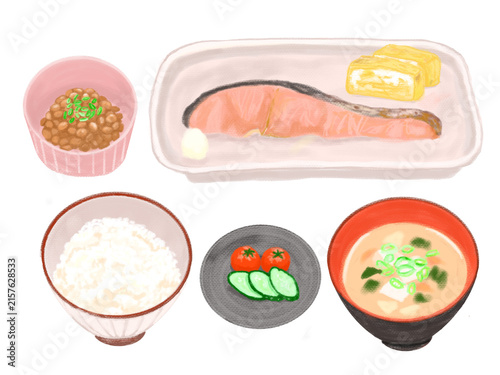 ご飯・納豆・味噌汁・漬物・鮭・卵焼き・トマトが乗った和食の朝ごはんイラストセット