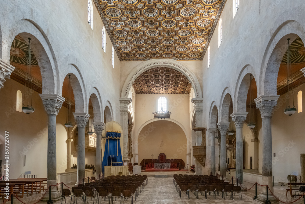 Fototapeta premium Interior of the historic Otranto Cathedral, Italy