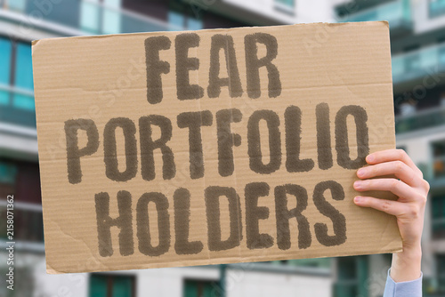 Cuadro en lienzo "Fear Portfolio Holders" Panic spreads as markets tumble overnight