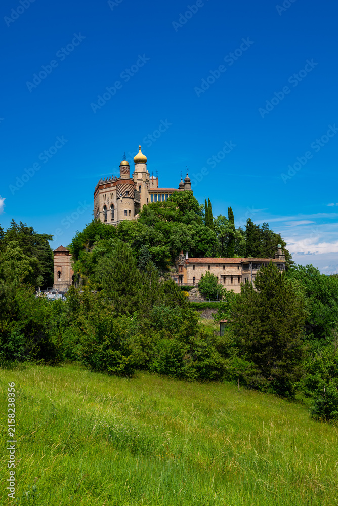 Fototapeta premium Rocchetta Mattei historic castle in Italy