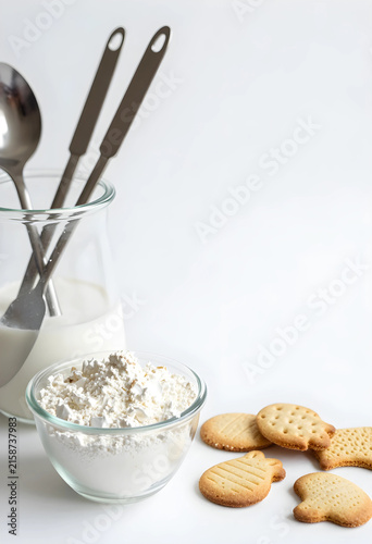 Baking ingredients with flo...