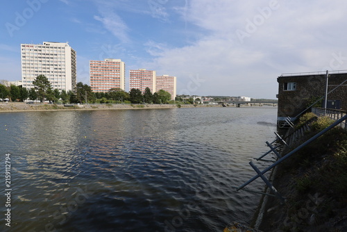 Konstfotografi La rivière la Liane, ville de Boulogne sur Mer, département du Pas de Calais, Fr
