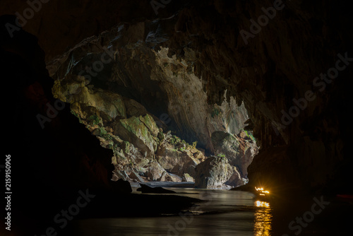 Foto Underground River at Kong Lor Cave Exit