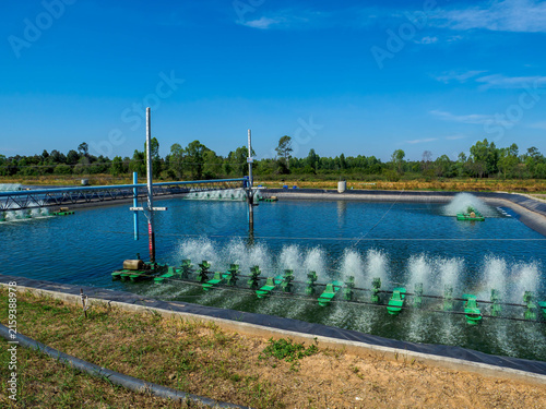 Canvastavla Modern aquaculture shrimp farm pond lined with HDPE liner and oxygen aerator equipment