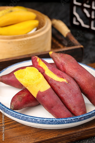 Fresh Tianmu Mountain Sweet Potatoes Steamed in Bamboo Steamer - Traditional Asian Cooking