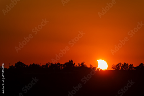 Fotografía Fin de l'éclipse solaire partielle du 12 août 2026 dans le sud-ouest de la Franc
