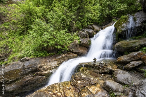 Waterfall and stone men, Mühldorfer Bach flows through the Barbarossa Gorge, long exposure, Mölltal, Mühldorf, Carinthia, Austria