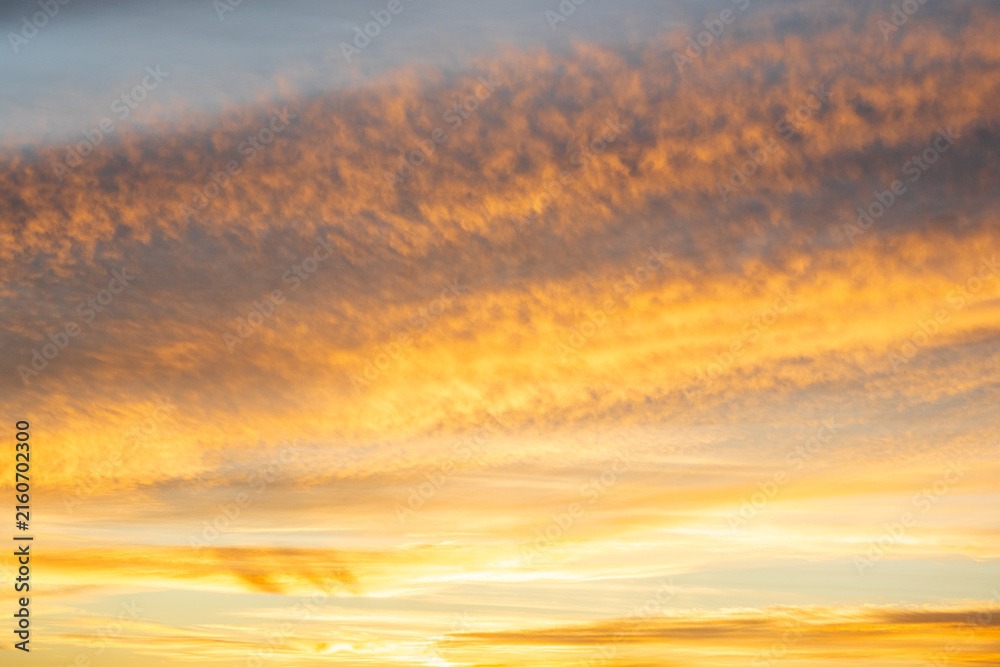Fototapeta premium Golden Hour Sunset Clouds Background