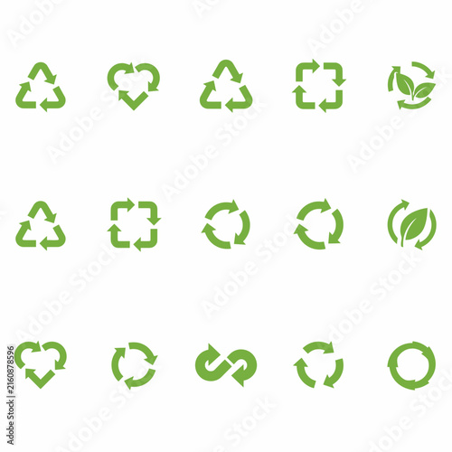 Colección de símbolos de reciclaje y sostenibilidad verde