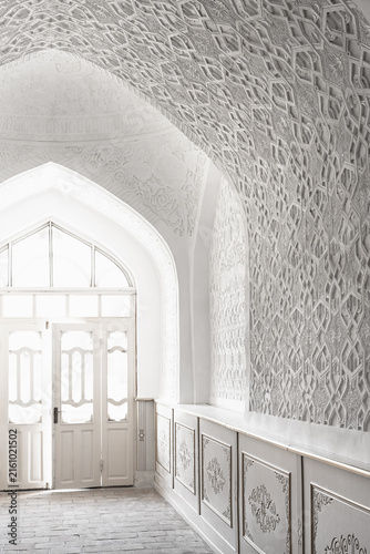 Canvas Print Ornate white plaster interior of Muhammad Amin Khan Madrasa in Ichan Kala, Khiva
