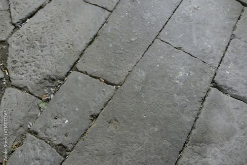 Pavimentazione antica in pietra e lastricato