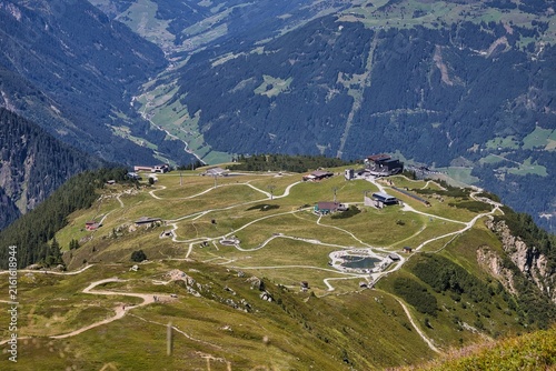 Zillertal, Österreich, Ahorn-Bergstation, Wanderung, Ausblick auf Seilbahn Bergstation