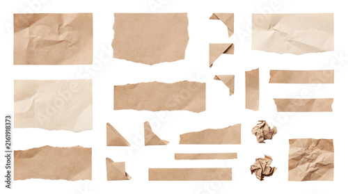 Foto Collection of torn brown paper scraps and crumpled pieces