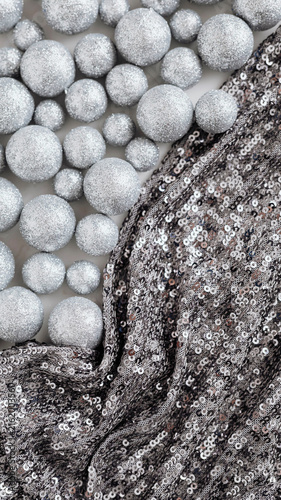 Fotografía Glitter silver baubles and sequin textile