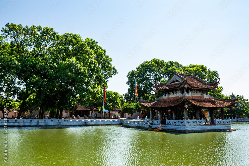 Fototapeta premium Den Do Temple, Historic Ly Dynasty Sanctuary in Bac Ninh Province, Vietnam