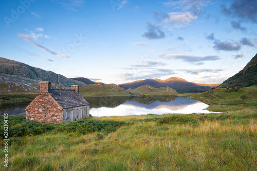 Tapety artystyczne Loch Stack