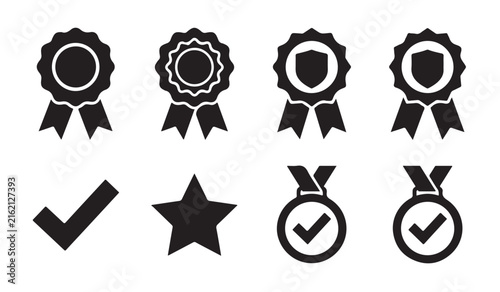 Foto Winner and achievement badge vector set with black award seals, check mark, star, certification and medal icons