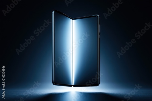 Flexible screen smartphone product presentation