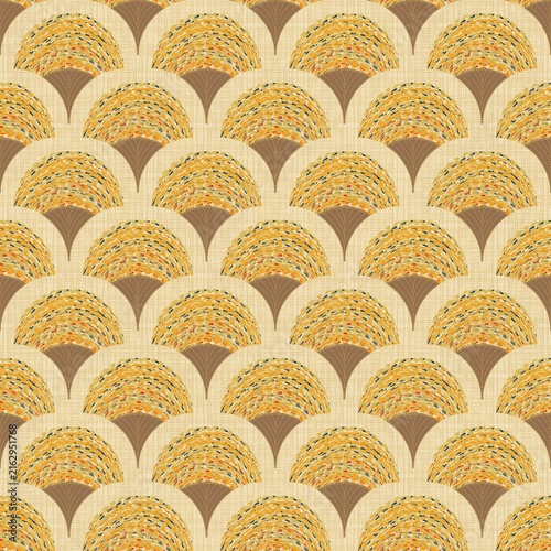 Decorative Golden Fan Geometric Seamless Pattern