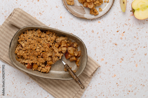 Принти на полотні Baked apple oat crumble in dish with fresh apple