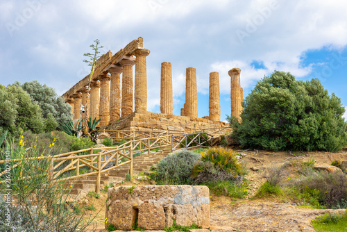 Temple of Juno Lacina. Agrigento, Sicily, Italy