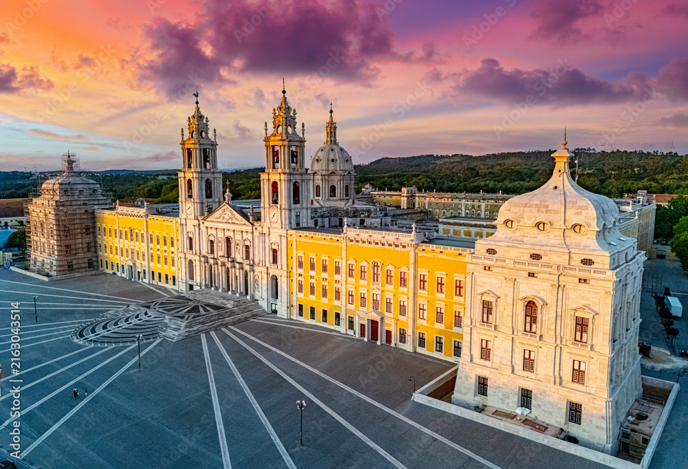 Fototapeta premium The Palace of Mafra in the district of Lisbon, Portugal. UNESCO's World Heritage Site