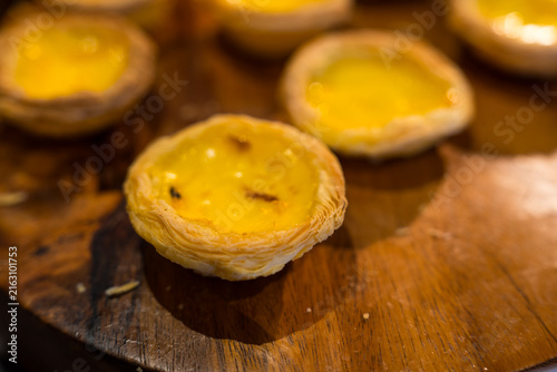 Cuadro en lienzo Dessert egg tart or portugal egg tart sweet custard cream