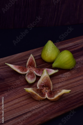 Figs whole and sliced for decorative serving