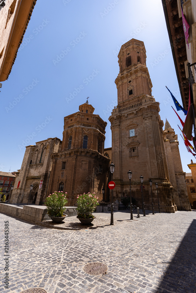 Obraz premium Roman Catholic cathedral with Romanesque and Gothic styles, featuring Portal of Last Judgement and Romanesque cloister