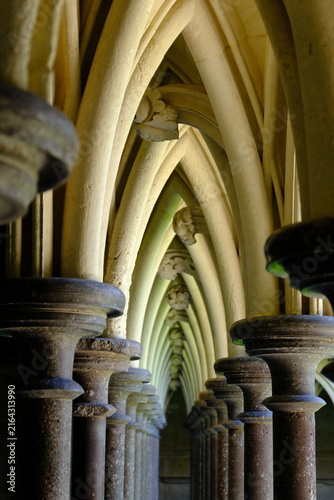 Fototapeta Simetria en columnas