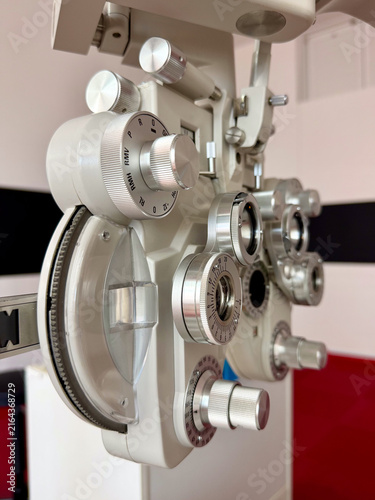 Konstfotografi Close-up of a phoropter, precision optical equipment used by eye care professionals for vision testing and refractive eye examinations