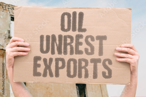 Fotografie "Oil Unrest Exports" Turmoil affects crude shipping