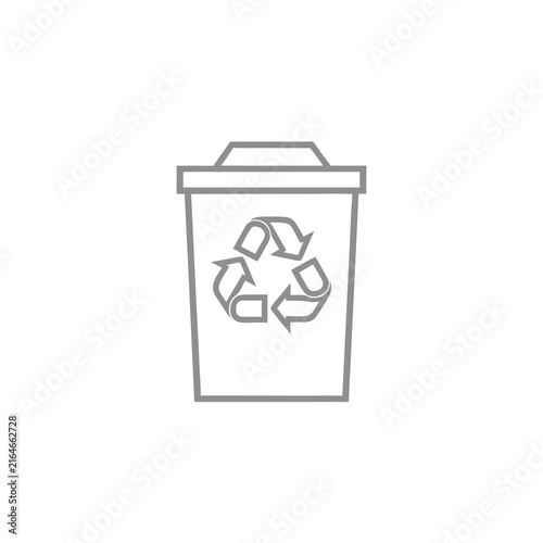 Recycle bin outline icon with arrows vector