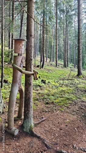 Tapety artystyczne fröhlicher Holzmann