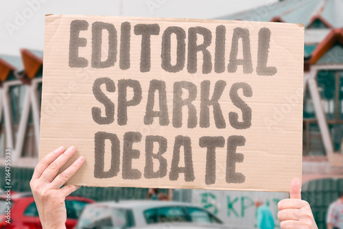 Foto "Editorial Sparks Debate" A newspaper piece generates discussion