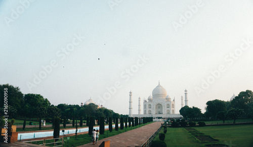 Konstfotografi Taj Mahal with Reflecting Pool and Garden, Agra, India