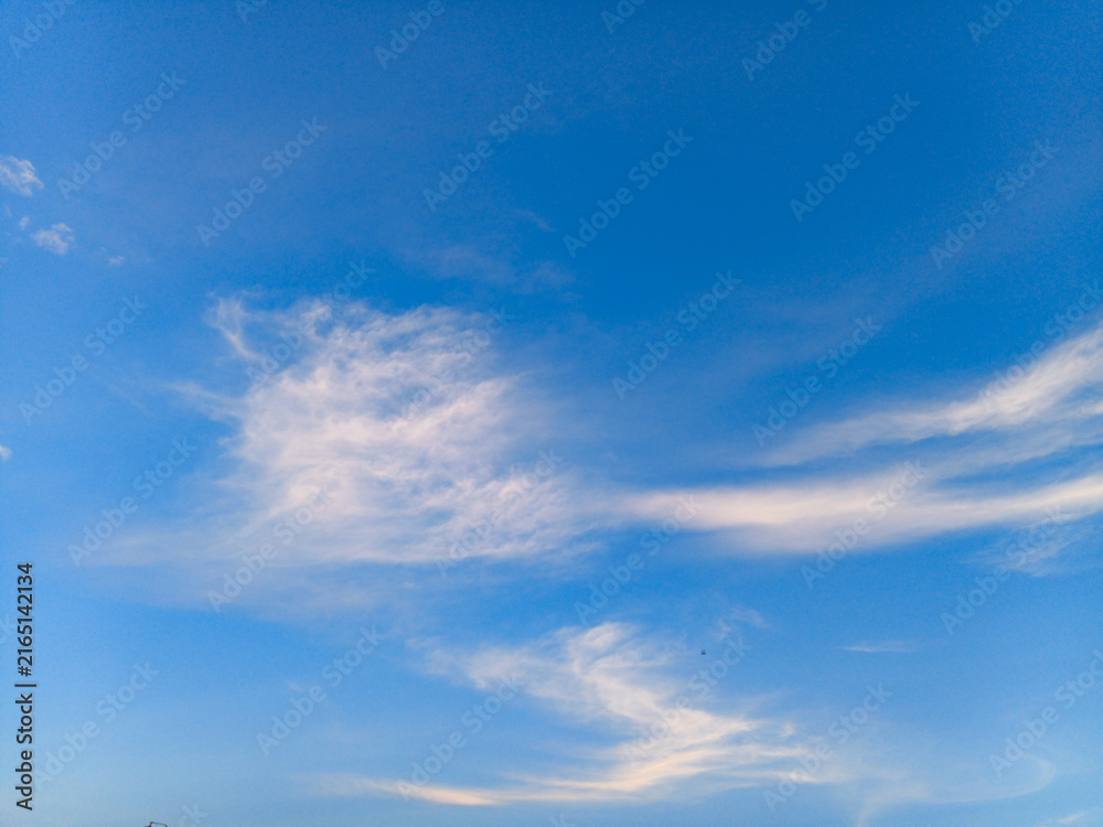 Fototapeta premium blue sky and clouds