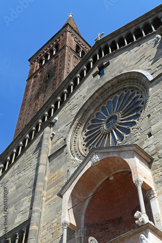 фотографія The Piacenza Cathedral (Cathedral of Santa Maria Assunta and Santa Giustina) is